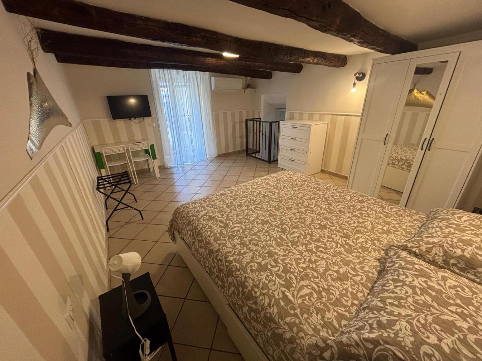 Domus Sanita 24